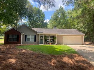 2490 Amber Hills Dr, Monroe, GA 30655