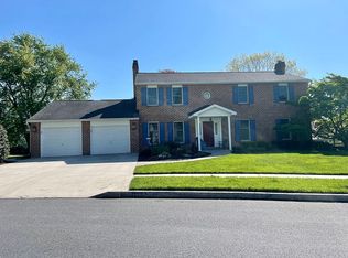 1132 Dry Powder Cir, Mechanicsburg, PA 17050