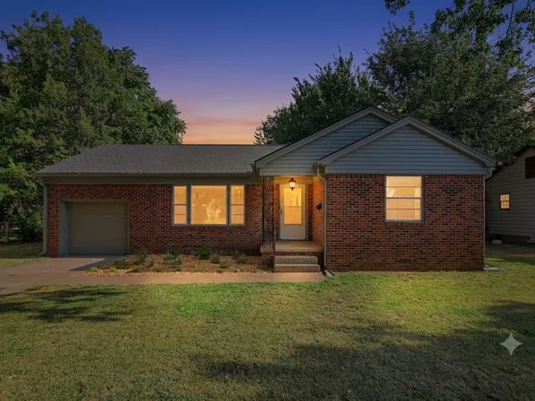 1207 Huntington Way, Norman, OK 73069