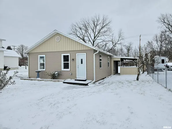 1304 Wisconsin St, Muscatine, IA 52761