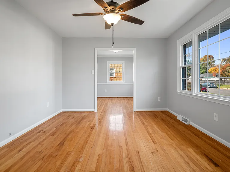 3908 Pfost Ave — Photo 7
