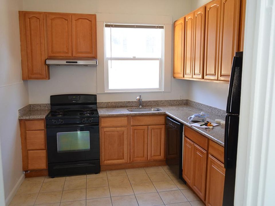 1st image of 320 Ramona St #A