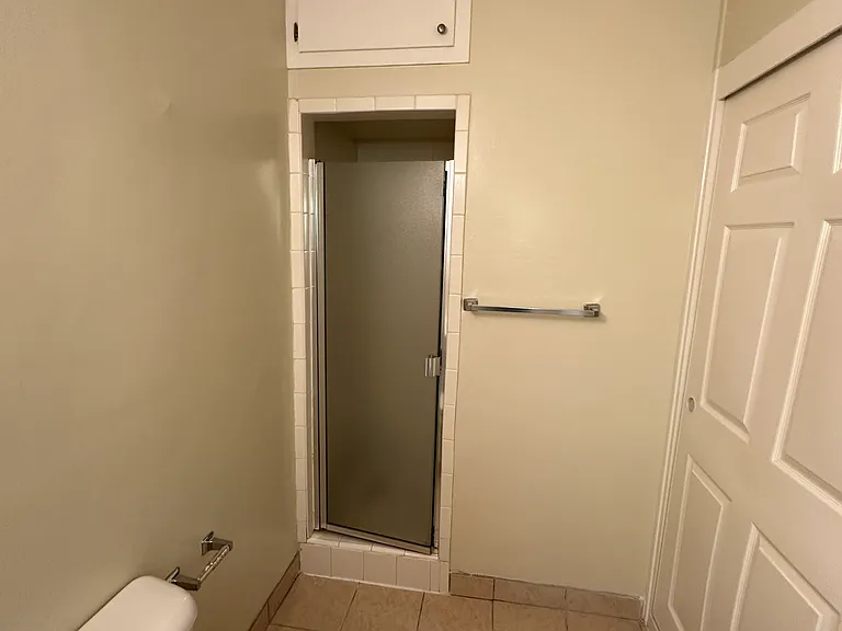 537 Mariposa Ave #3 — Photo 9