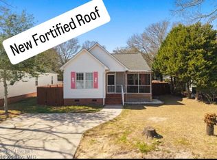 107 NW 16th Street, Oak Island, NC 28465