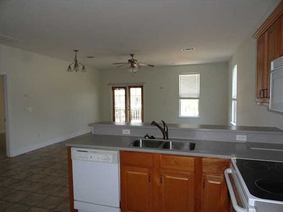 4th image of 509A E Meridian Ave