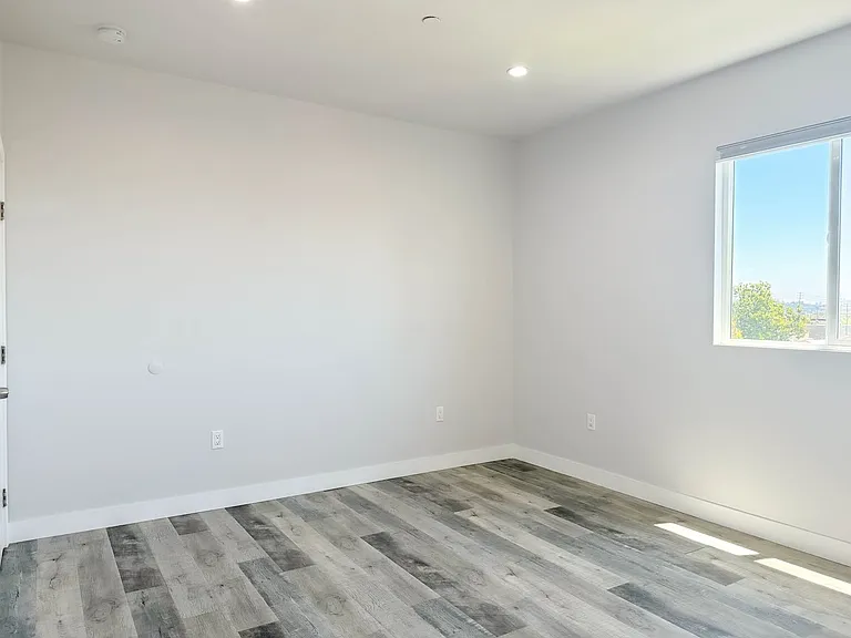 Case Townhomes — Photo 28