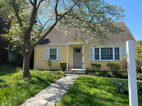 40 Woodland Ave, Hamden, CT 06514