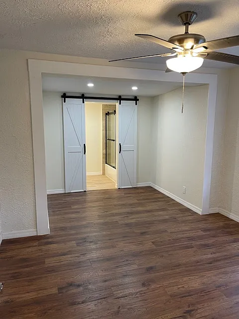 3 bed, 1156 sqft, $1,895 — Photo 2