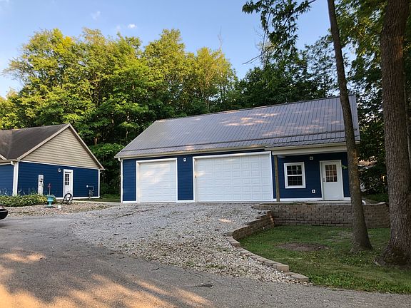 3rd image of 1904 N Summer Dr