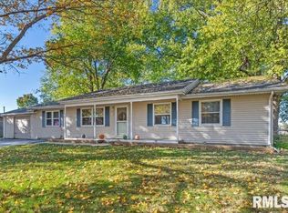 5 Somerset Rd, Springfield, IL 62711