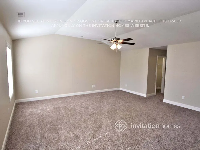 128 Cloister Ln — Photo 8