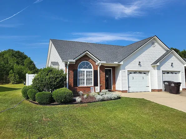 141 Ariel St, Lillington, NC 27546