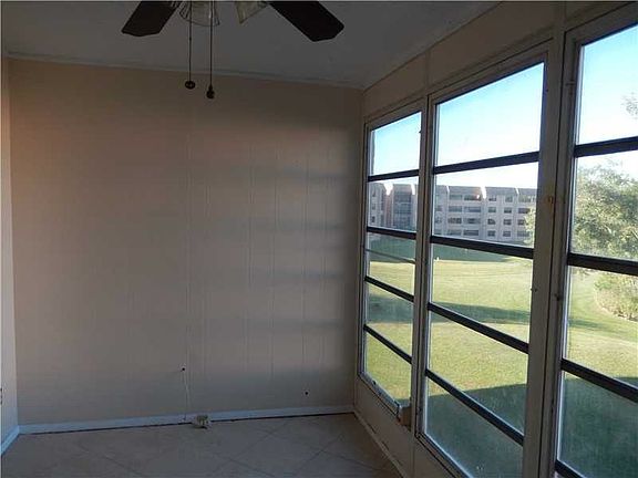 5th image of 10369 NW 24th Pl APT 306