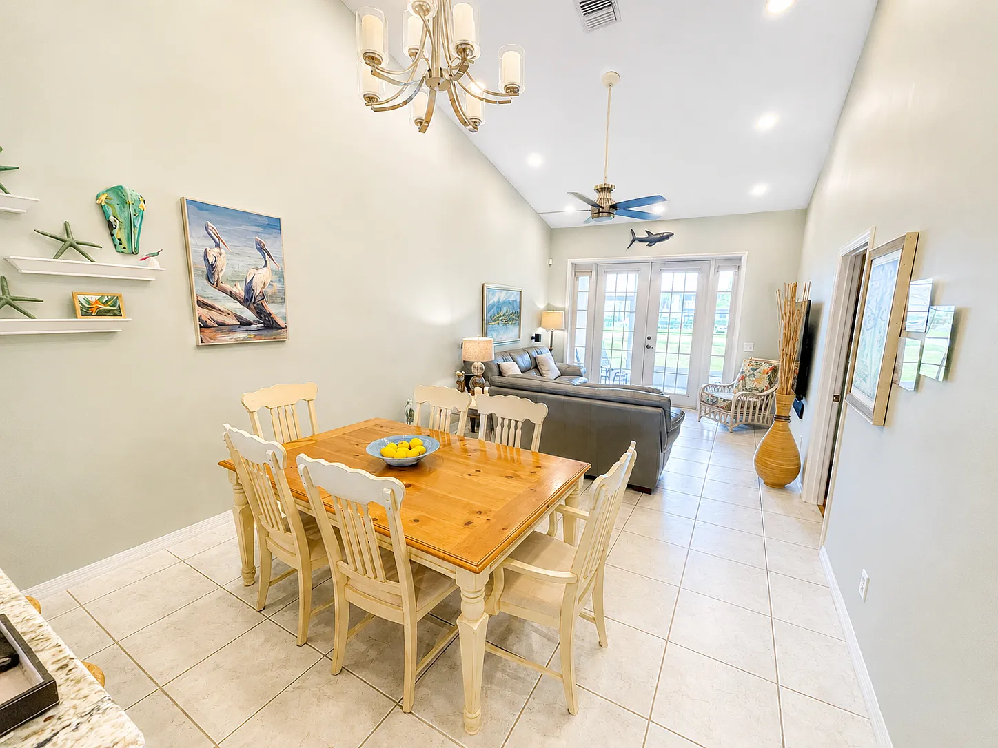 4 bed, 2.5 bath, 1767 sqft, $2,750 — Photo 3