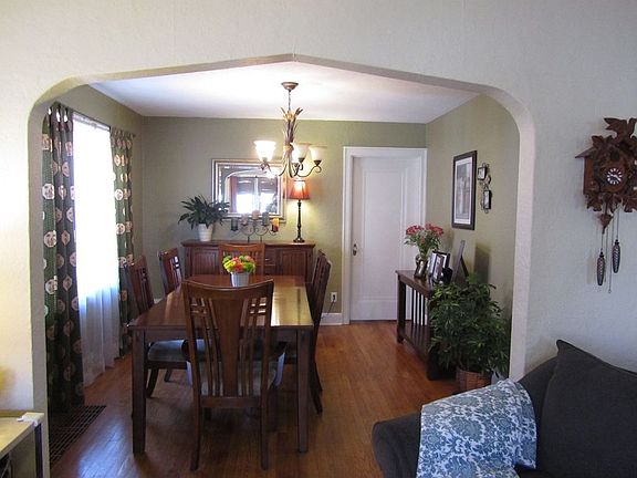 2nd image of 1554 Louisville Ave