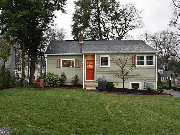 3rd image of 4107 Knowles Ave