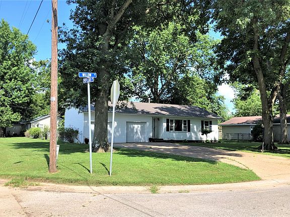 2nd image of 2910 Willow St