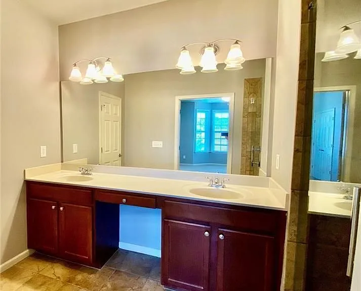3322 Castleberry Village Dr — Photo 13