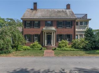 279 Foreside Rd, Falmouth, ME 04105