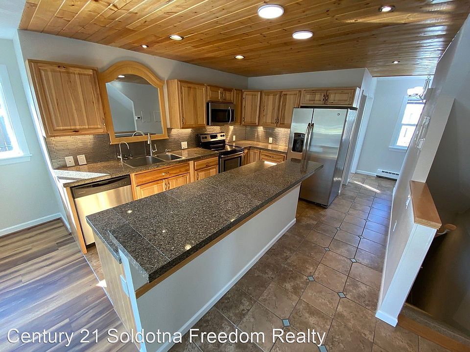 1st image of 108 S Tinker Ln #4