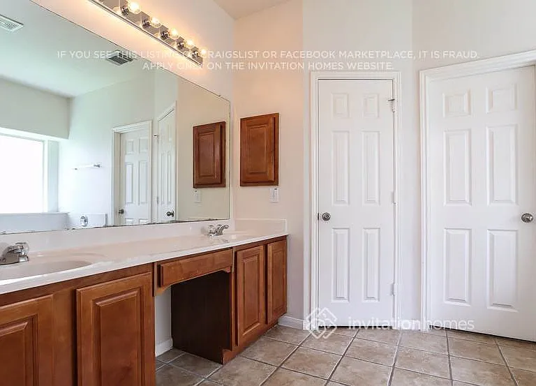 8903 Rolling Rapids Rd — Photo 21