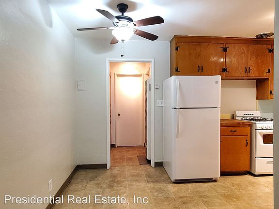 3rd image of 2135 Marlboro Ct #5