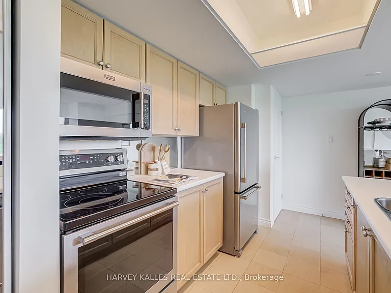97 Lawton Blvd #601 — Photo 15