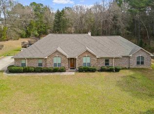 197 Holly Creek Dr, Harleton, TX 75651