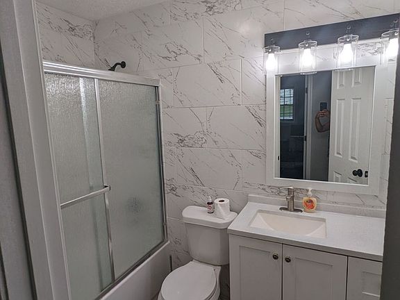 2nd image of 6977 Eunice Dr