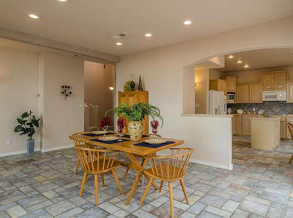 4th image of 4516 Miramar Dr NW