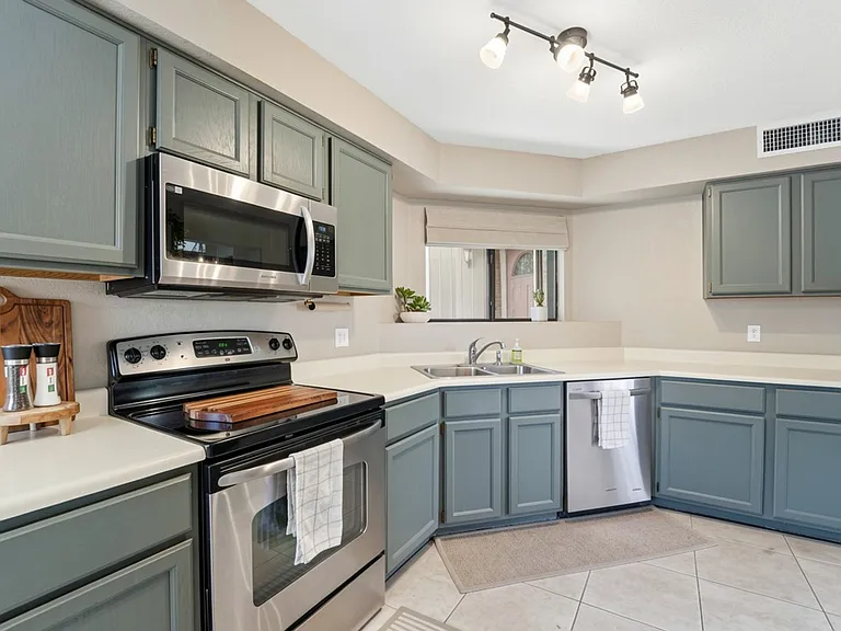 5924 E Aire Libre Ln — Photo 14