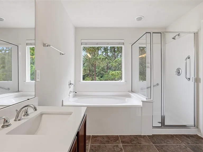 323 Bloomhill Pl — Photo 16