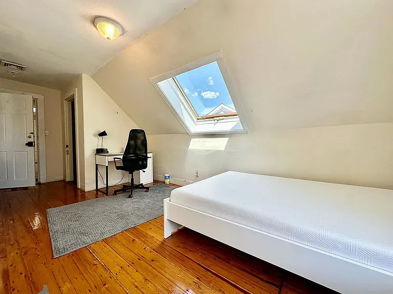 14 Highgate St — Photo 9