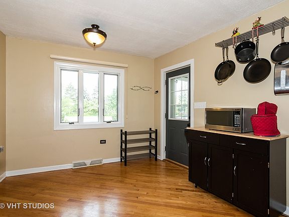 4th image of 1521 S Highland Ave