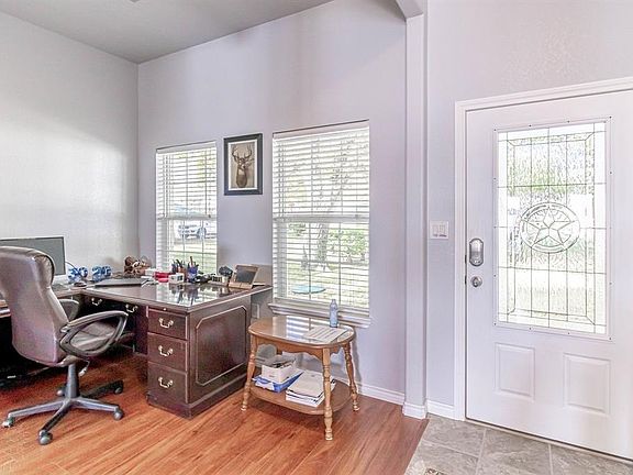 5th image of 4505 Wildwood Cir