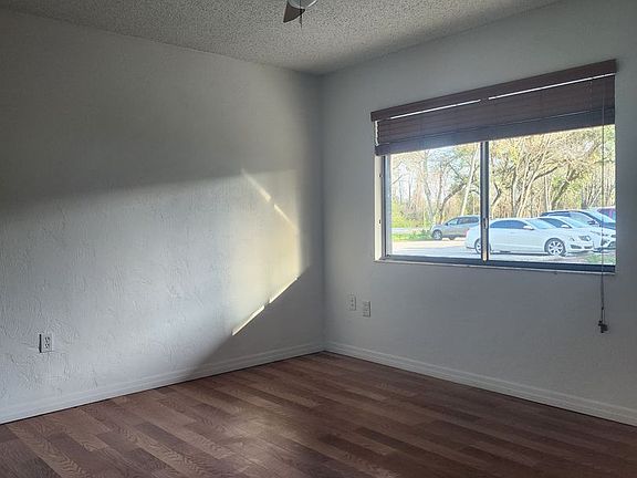 4th image of 1828 S Clyde Morris Blvd #32