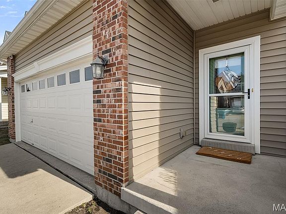 2nd image of 3136 Bentwater Pl
