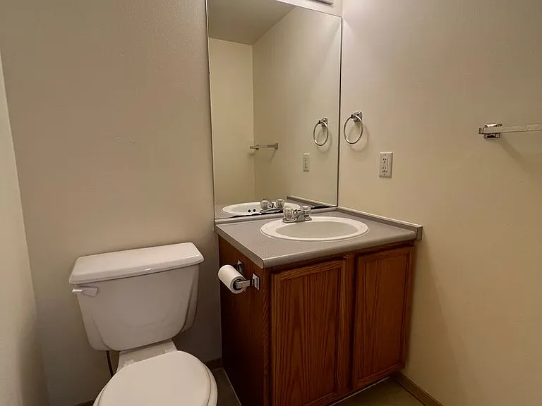1711 Carolina St #108 — Photo 5
