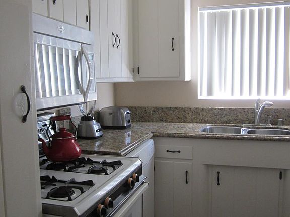 3rd image of 95 Hermosa Ave