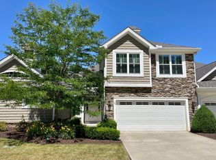 31632 Forest Brook Oval #31632, Westlake, OH 44145