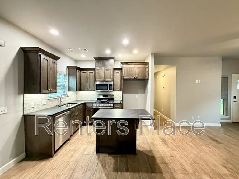 29035 E 153rd St S — Photo 5