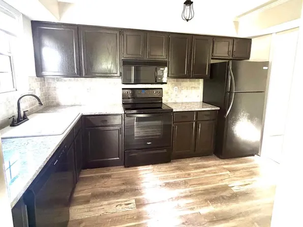 9919 Sugarwood Ln, Manassas, VA 20110