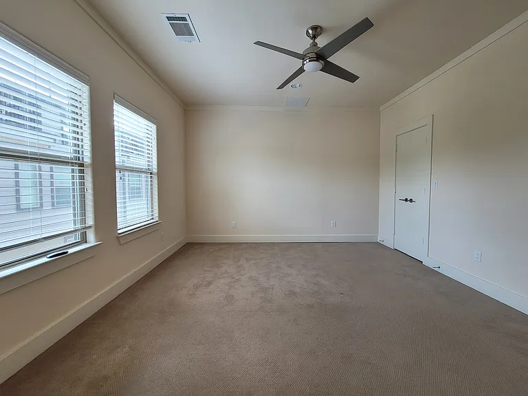 5905 Ross Ave #5 — Photo 17