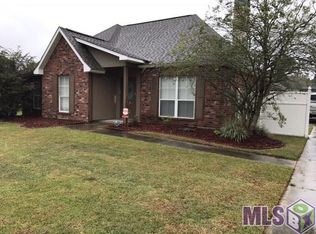 11292 Shelly St, Saint Amant, LA 70774