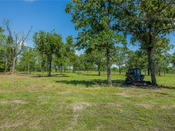 6593 Atakapan Trl, Bedias, TX 77831