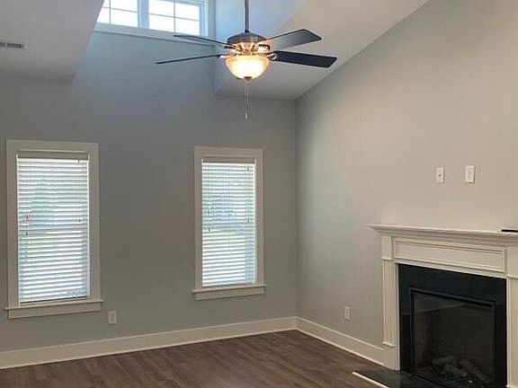 2nd image of 2112 Remington Ct #A
