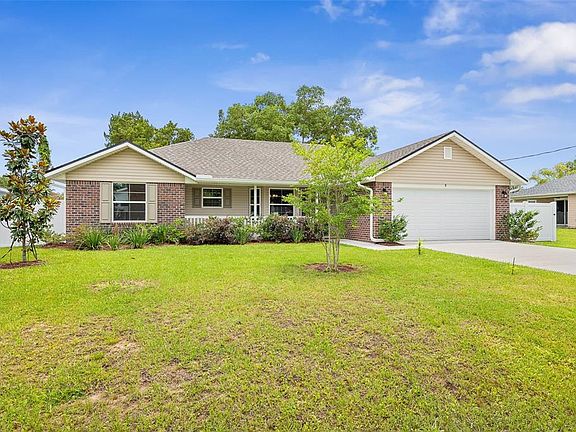 4th image of 8 Persimmon Dr