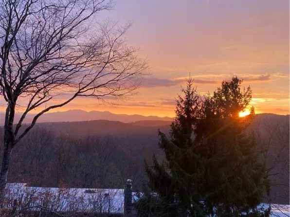 105 Upper Holiday Lane #F-323, Beech Mountain, NC 28604