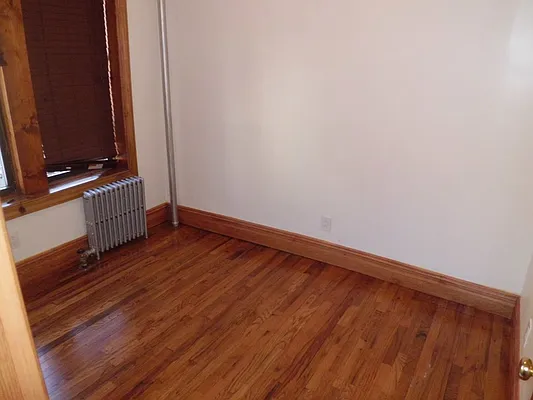 Rented by Maximus Realty Group | media 9