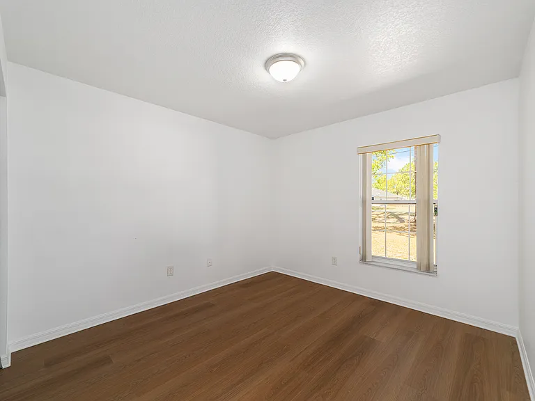 7184 Hemlock Loop — Photo 26